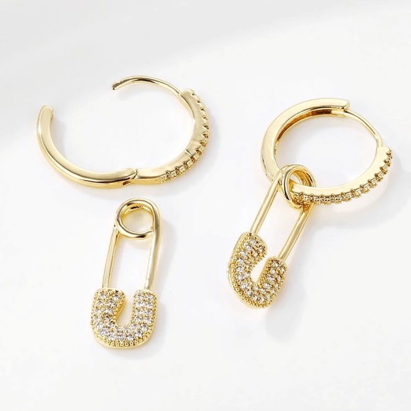 Luxe Cubic Zirconia Hoop Earrings - Picture 5 of 7